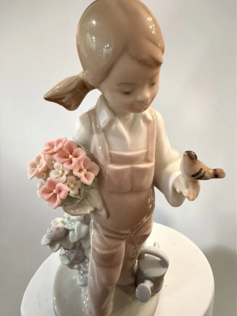 Authentic Retired LLADRO #5217 "Spring" Girl with Bird & Flowers - Picture 5 of 7